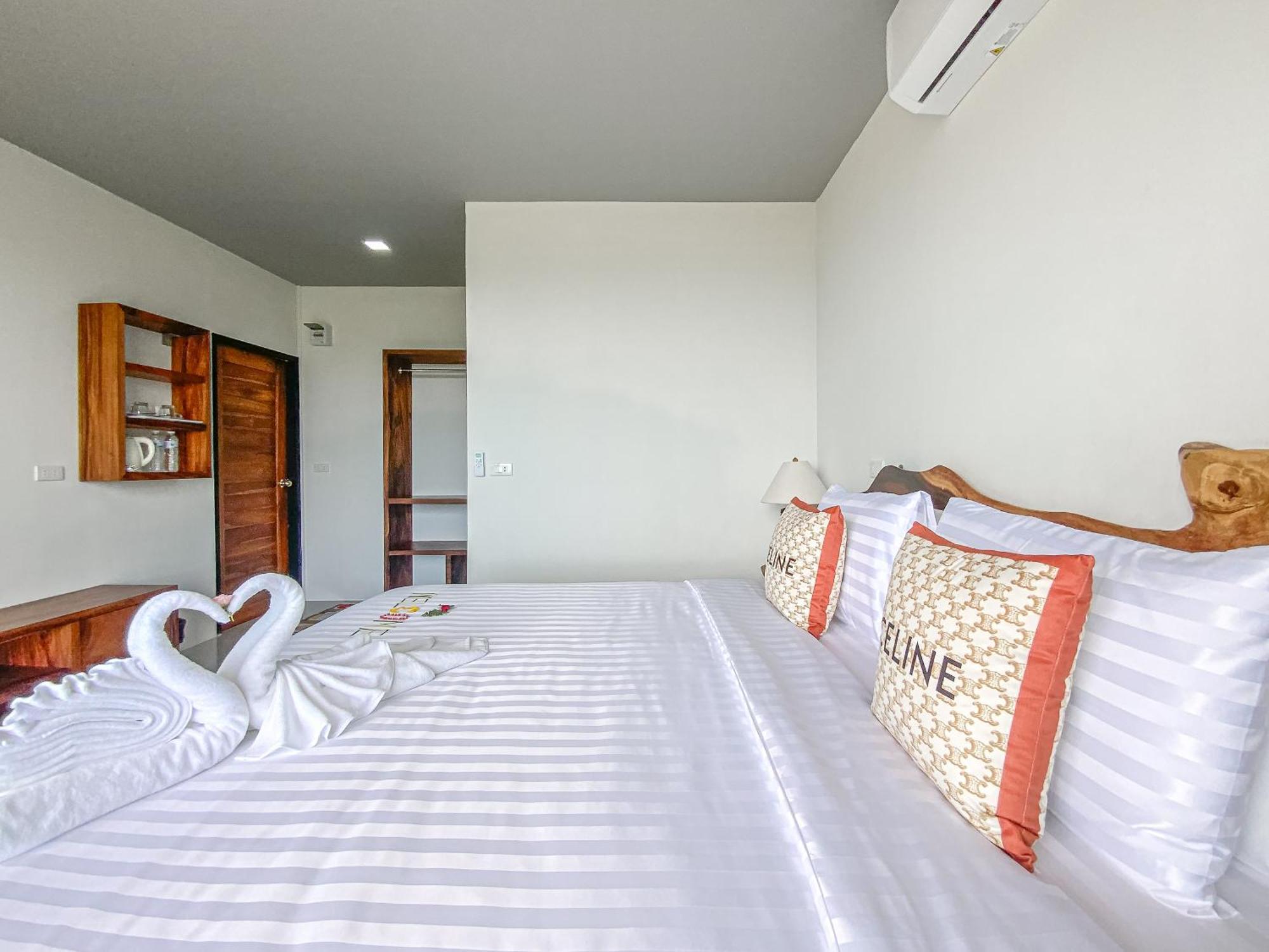 Hotel Samet Nangshe Goodview Takua Thung Exterior foto