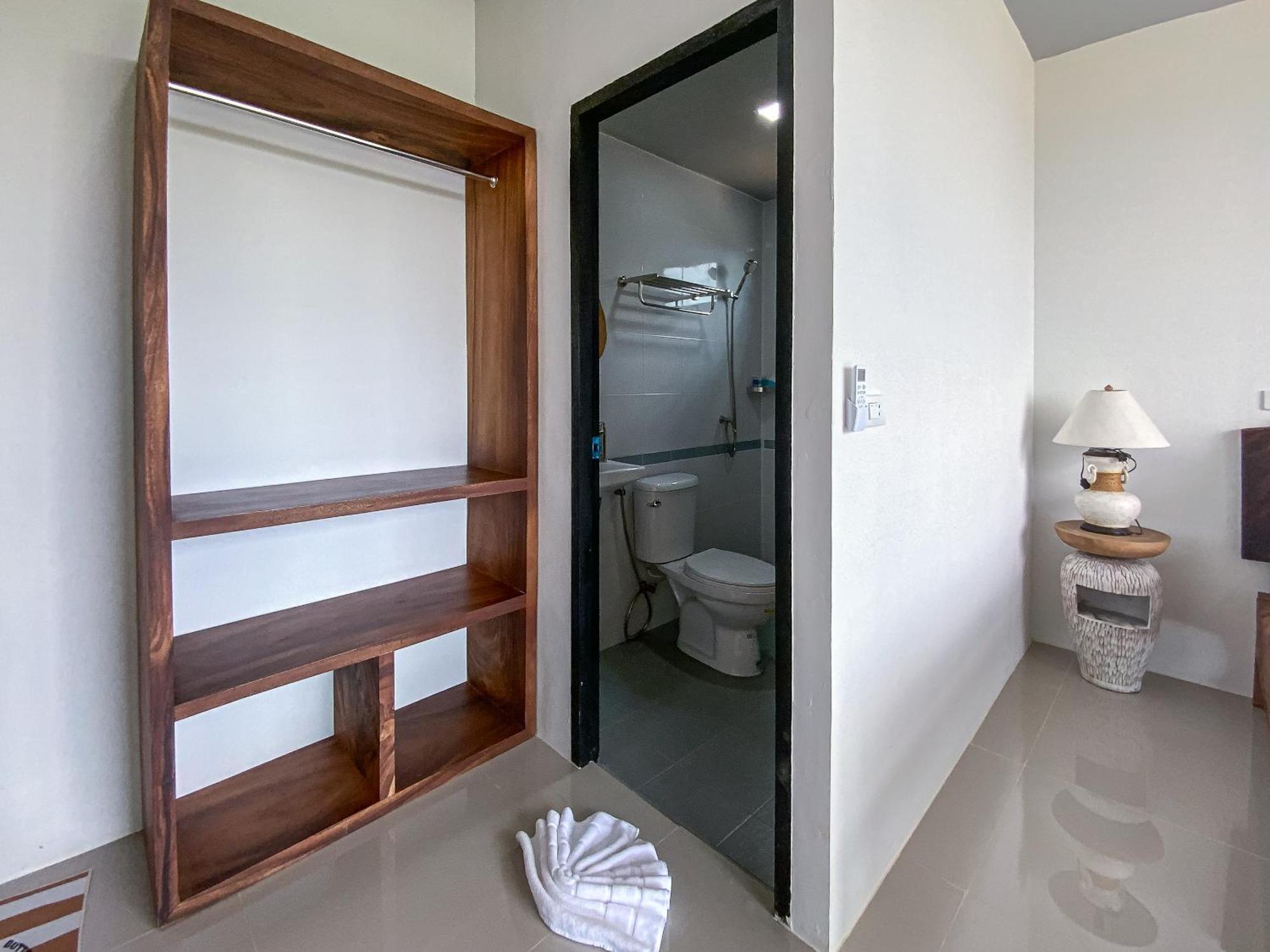 Hotel Samet Nangshe Goodview Takua Thung Exterior foto